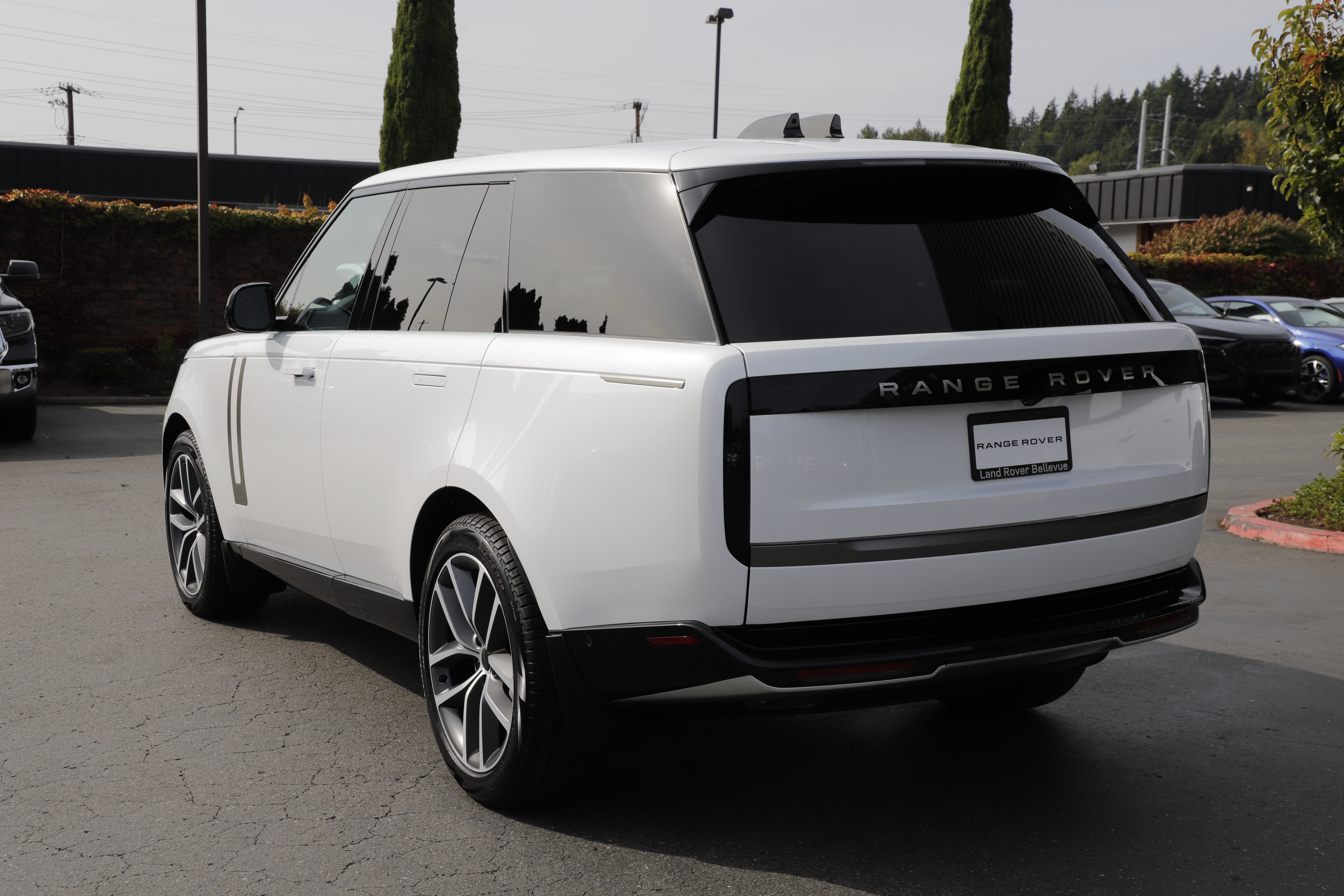 New 2026 Land Rover Range Rover SE AWD/4WD image 6