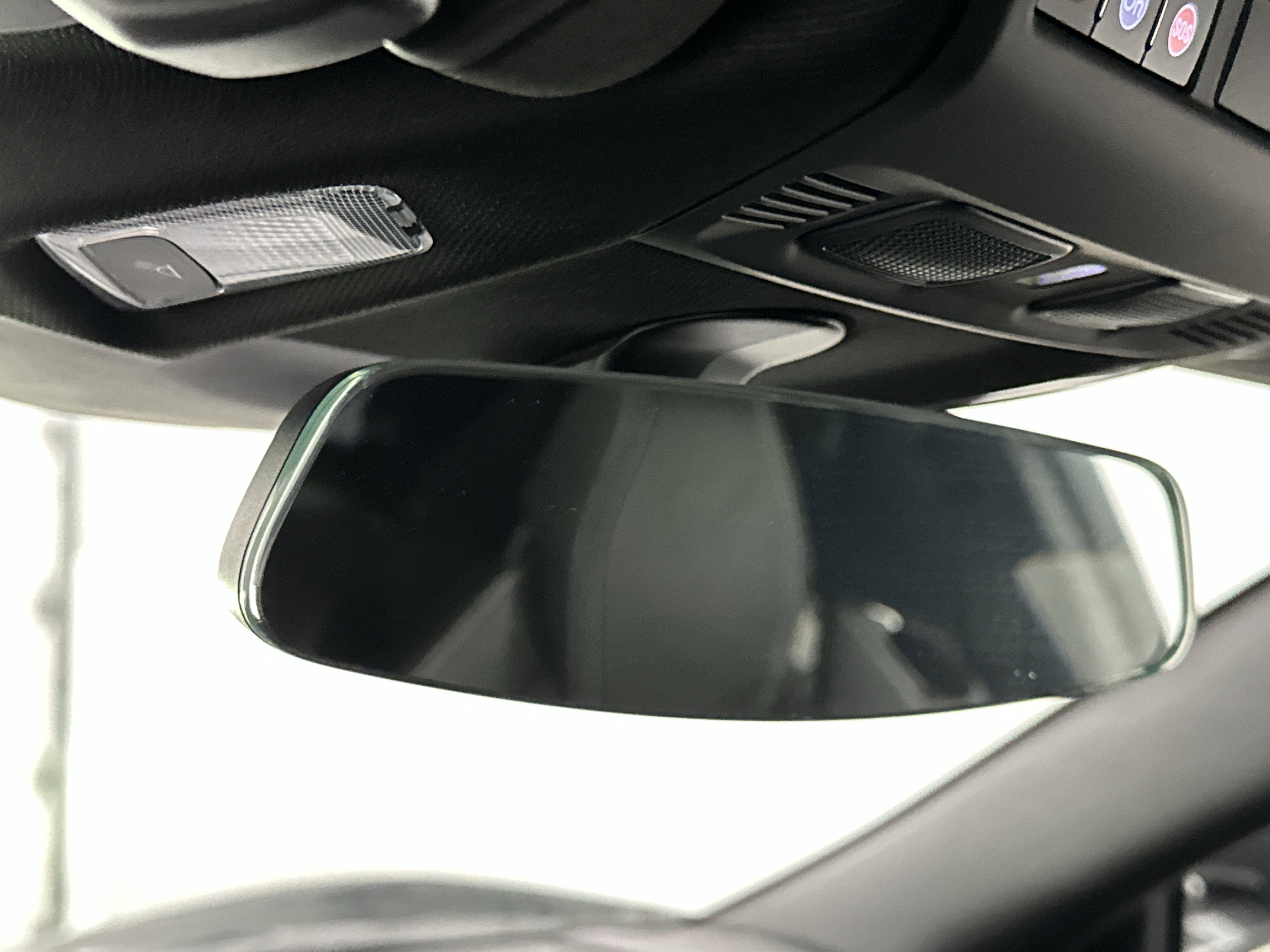 Used 2022 Chevrolet Corvette Stingray Coupe w/ Z51 Performance Package image 30