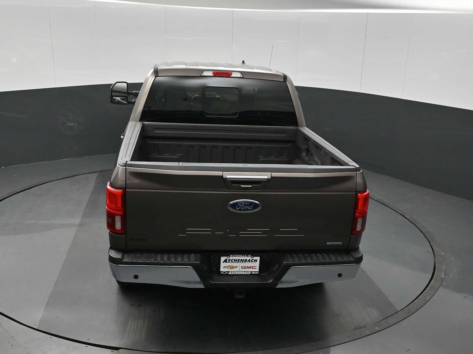 Used 2019 Ford F150 Lariat w/ Equipment Group 502A Luxury image 16