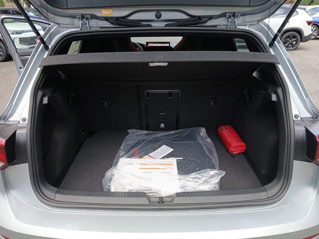 New 2025 Volkswagen GTI SE image 23