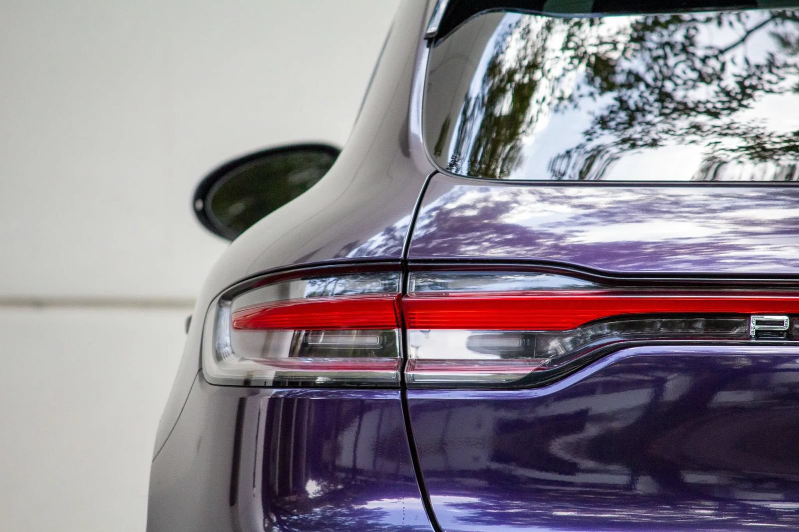 Used 2021 Porsche Macan w/ Premium Package Plus AWD/4WD image 13