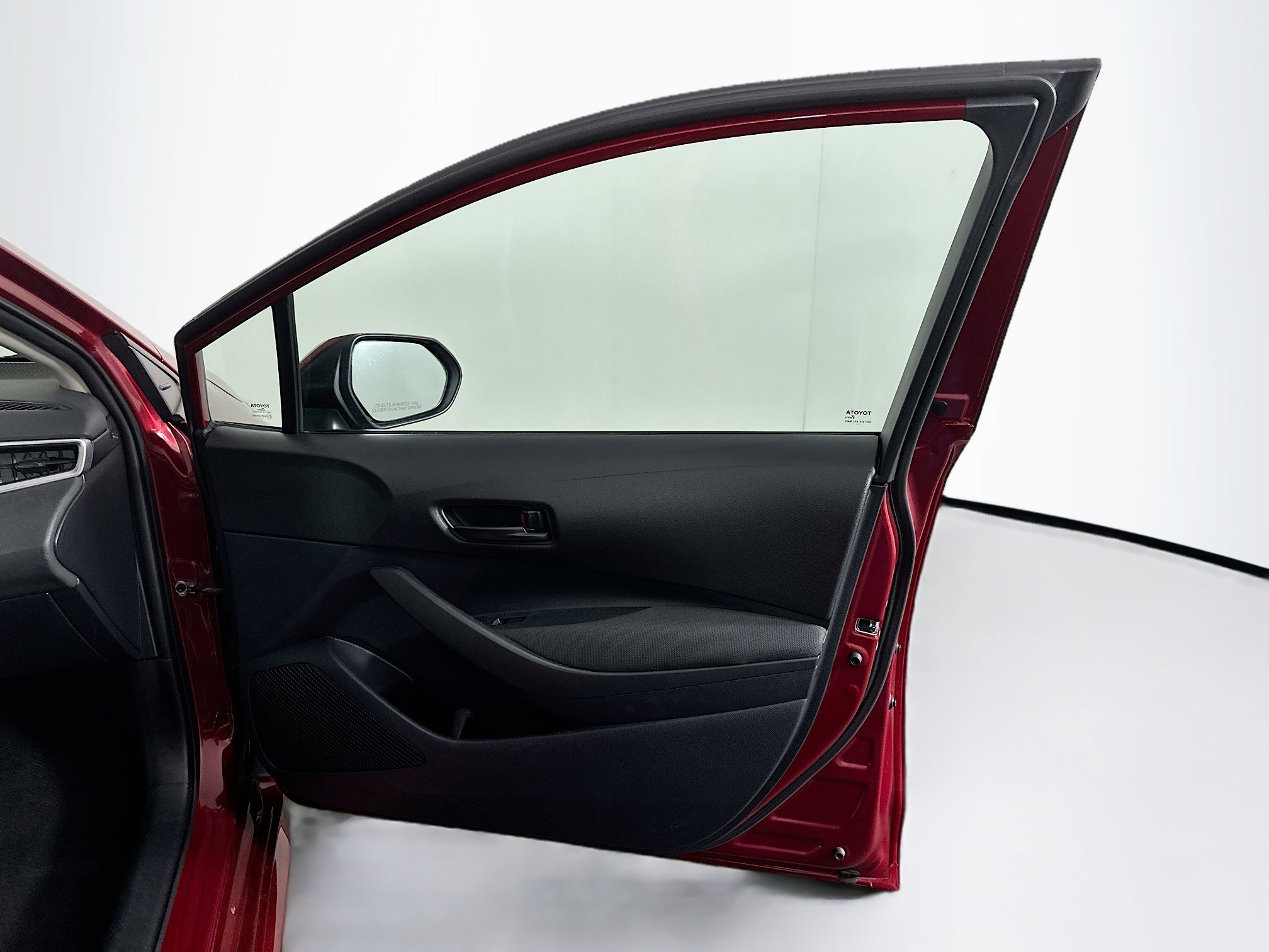 Used 2024 Toyota Corolla LE image 30