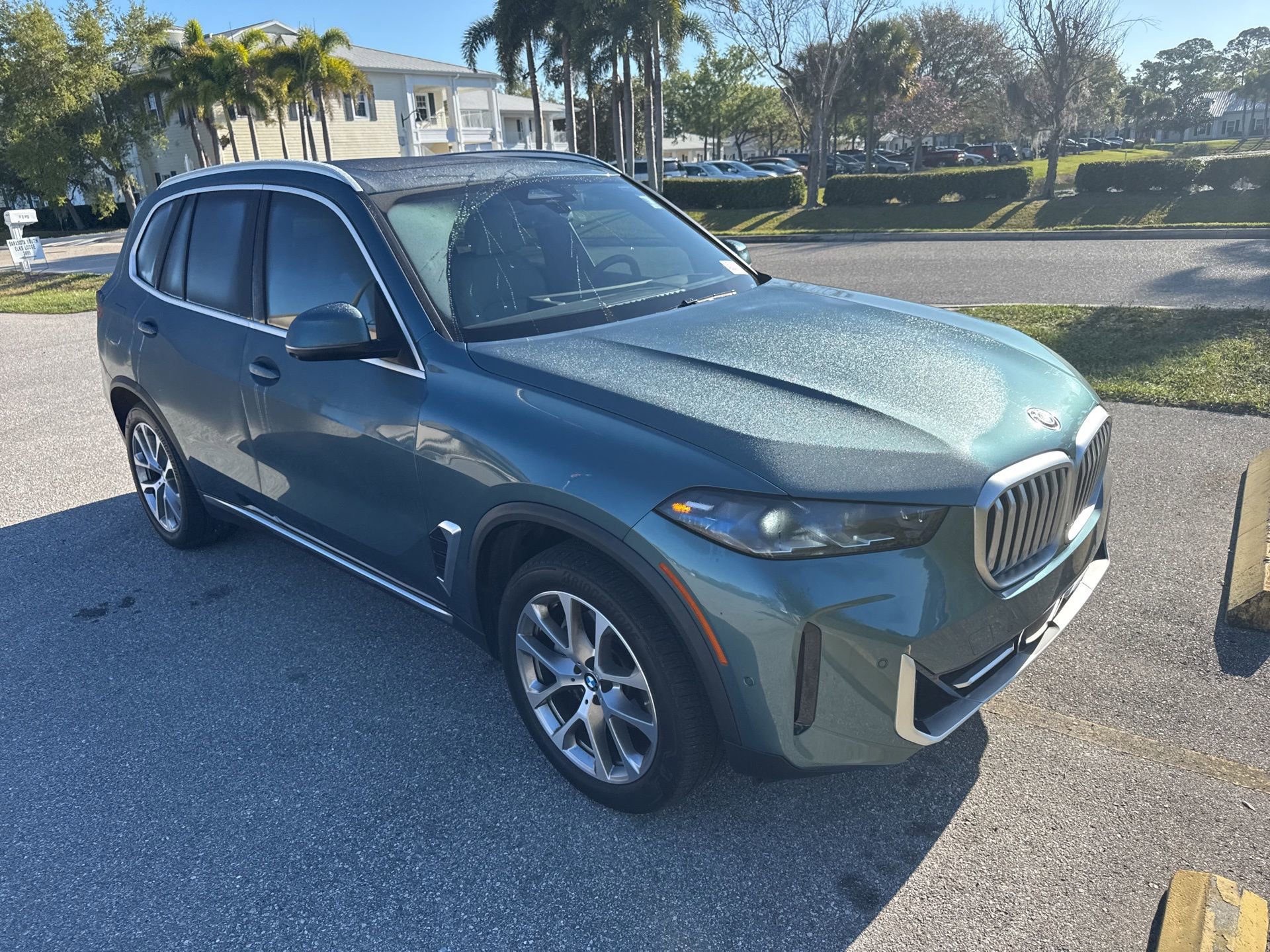 Certified 2024 BMW X5 sDrive40i w/ Premium Package image 2