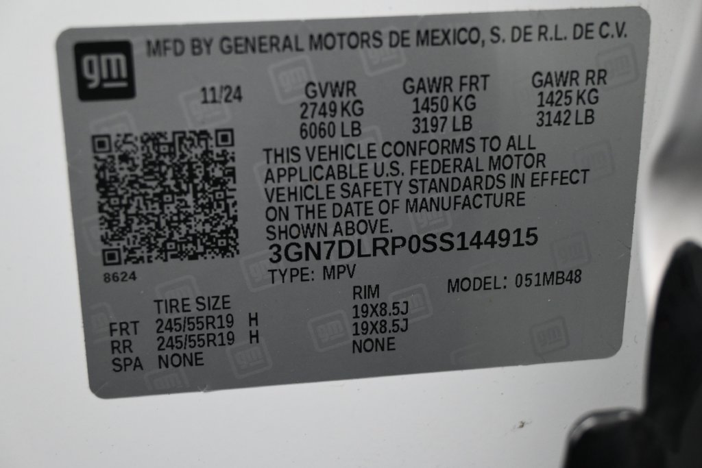 Used 2025 Chevrolet Equinox EV LT w/ Convenience Package FWD image 5