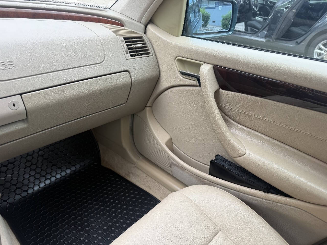 Used 1998 Mercedes-Benz C 230 image 17
