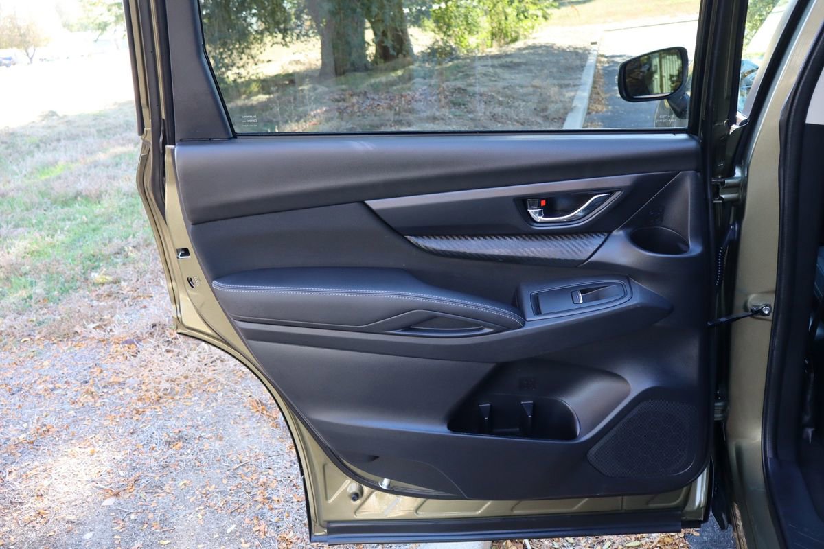 Used 2023 Subaru Ascent Premium w/ Convenience Package image 26