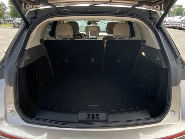 Used 2020 Lincoln Corsair AWD w/ Equipment Group 101A image 9