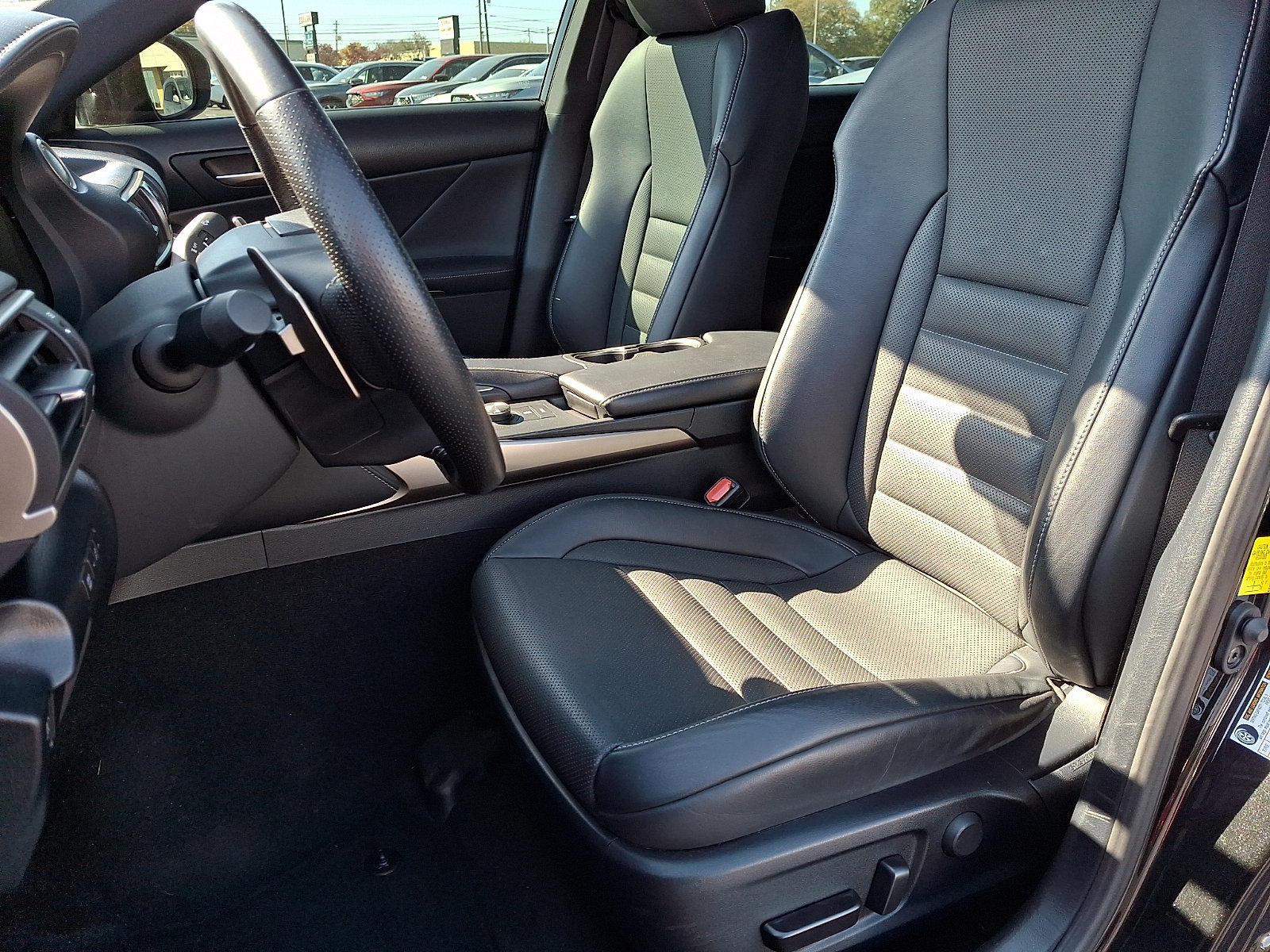 Used 2019 Lexus IS 300 F Sport w/ F Sport Package AWD/4WD image 12