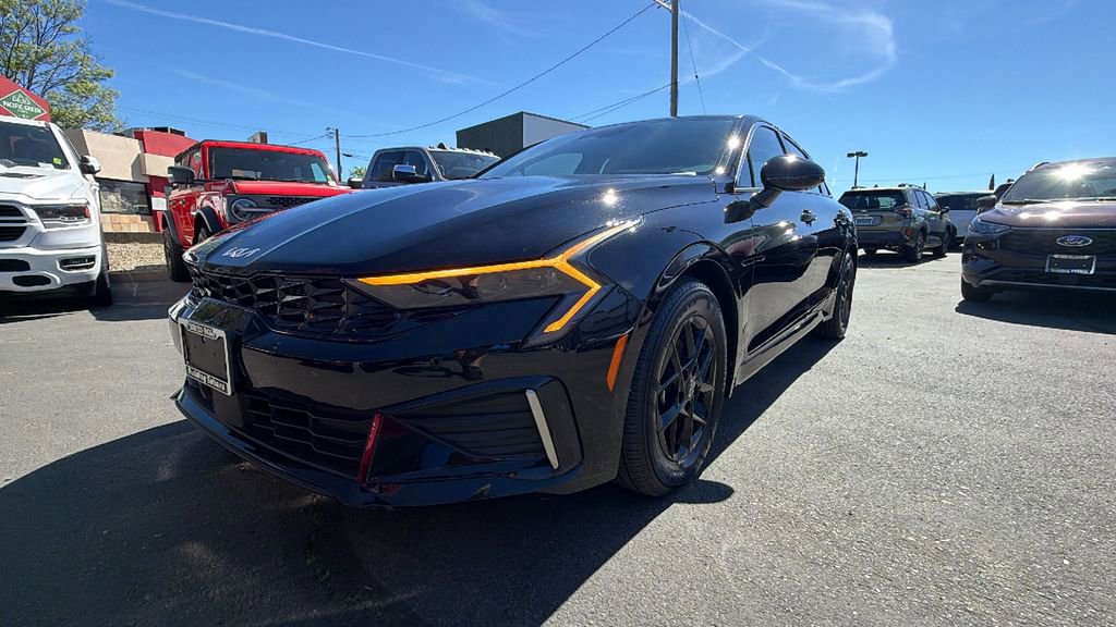 Used 2025 Kia K5 LXS image 9