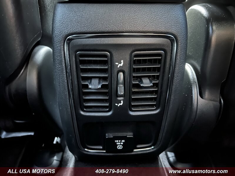 Used 2018 Jeep Grand Cherokee Altitude AWD/4WD image 29