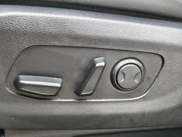 Certified 2024 Kia Carnival LX image 15