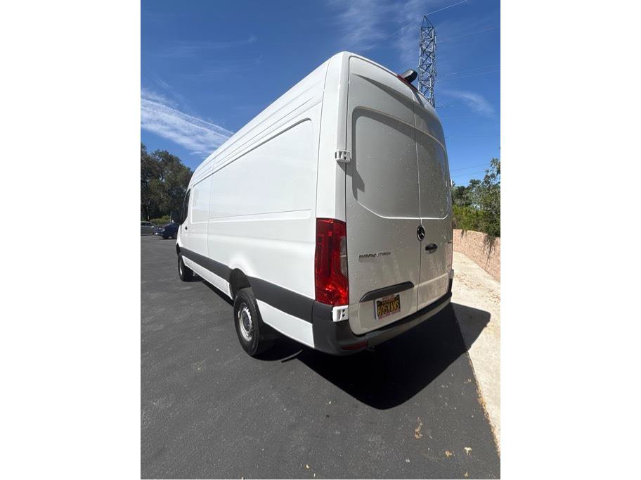 Used 2024 Mercedes-Benz Sprinter 2500 image 9