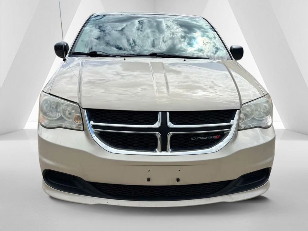 Used 2014 Dodge Grand Caravan SXT w/ Quick Order Package 29G SXT FWD image 2