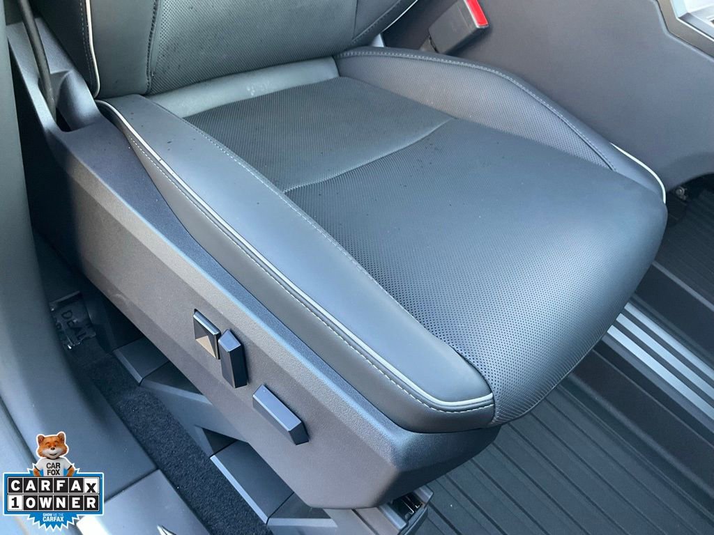 Used 2024 Tesla Cybertruck AWD Crew Cab image 66