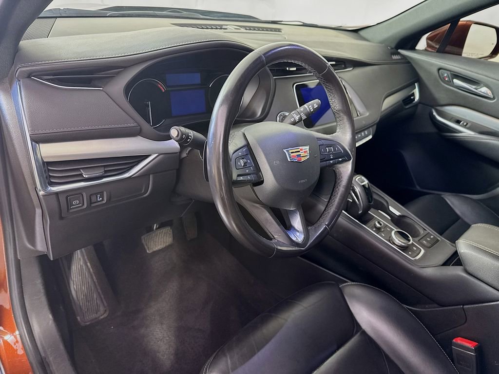 Used 2019 Cadillac XT4 Premium Luxury image 9