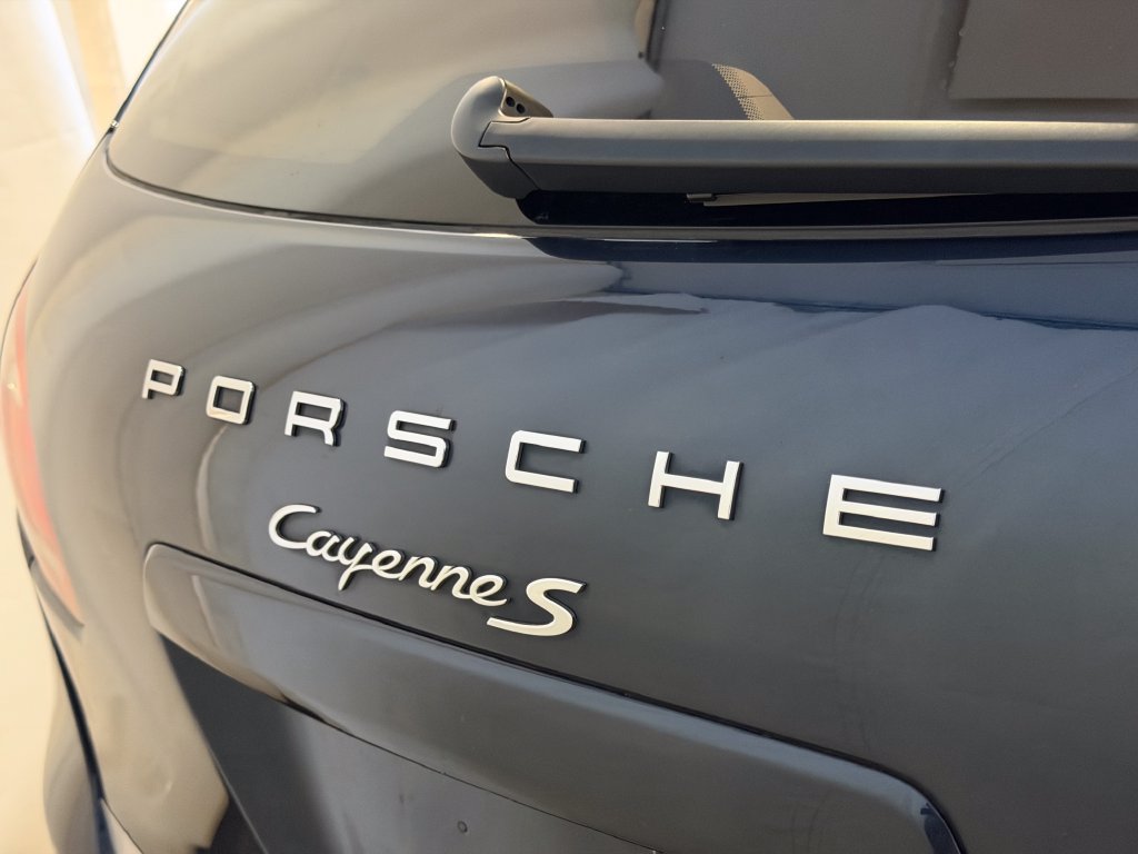 Used 2013 Porsche Cayenne S AWD/4WD image 25