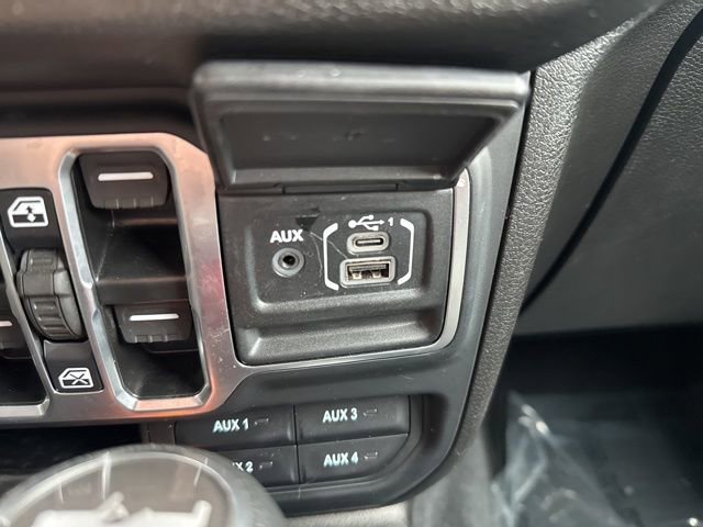 Certified 2025 Jeep Wrangler Unlimited Sport AWD/4WD image 24