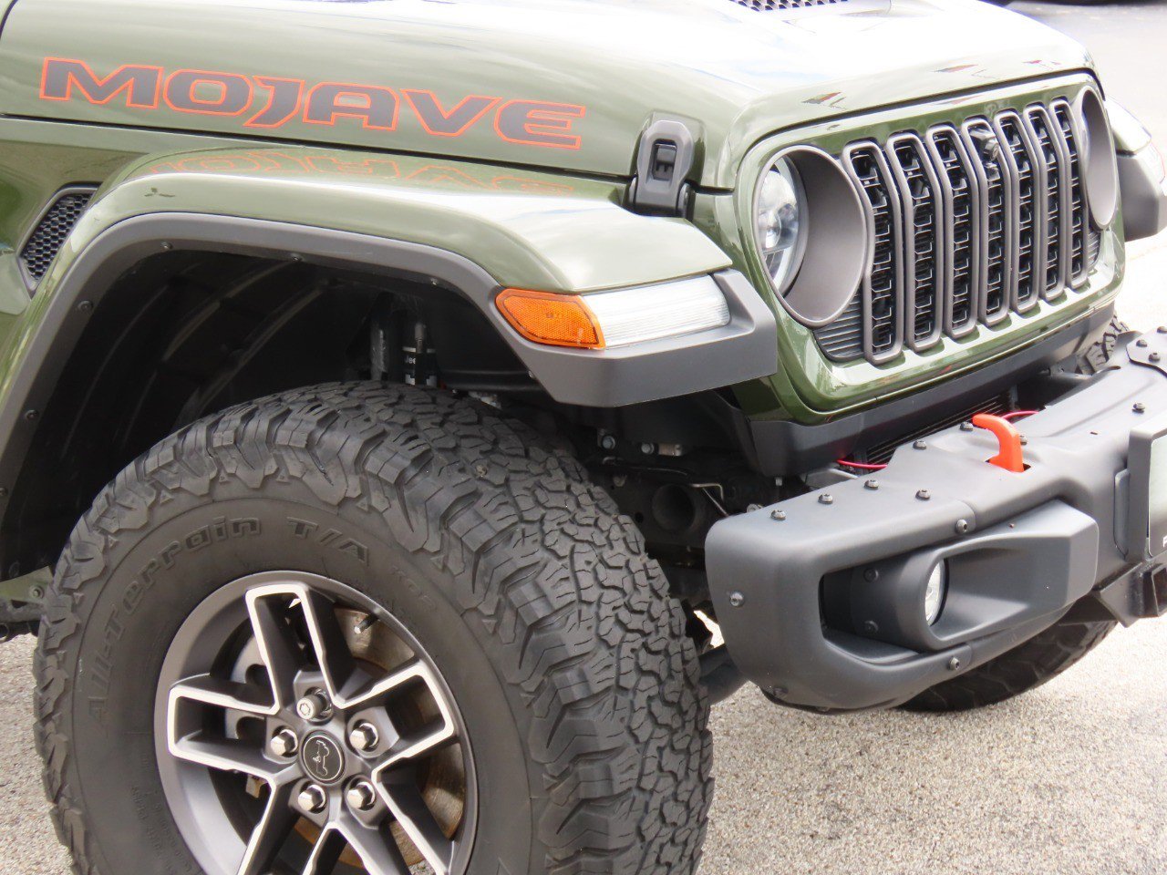Used 2024 Jeep Gladiator Mojave image 6
