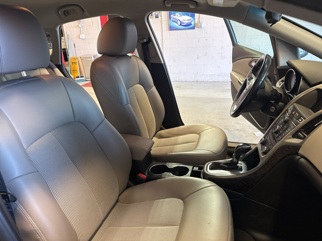 Used 2015 Buick Verano FWD image 22