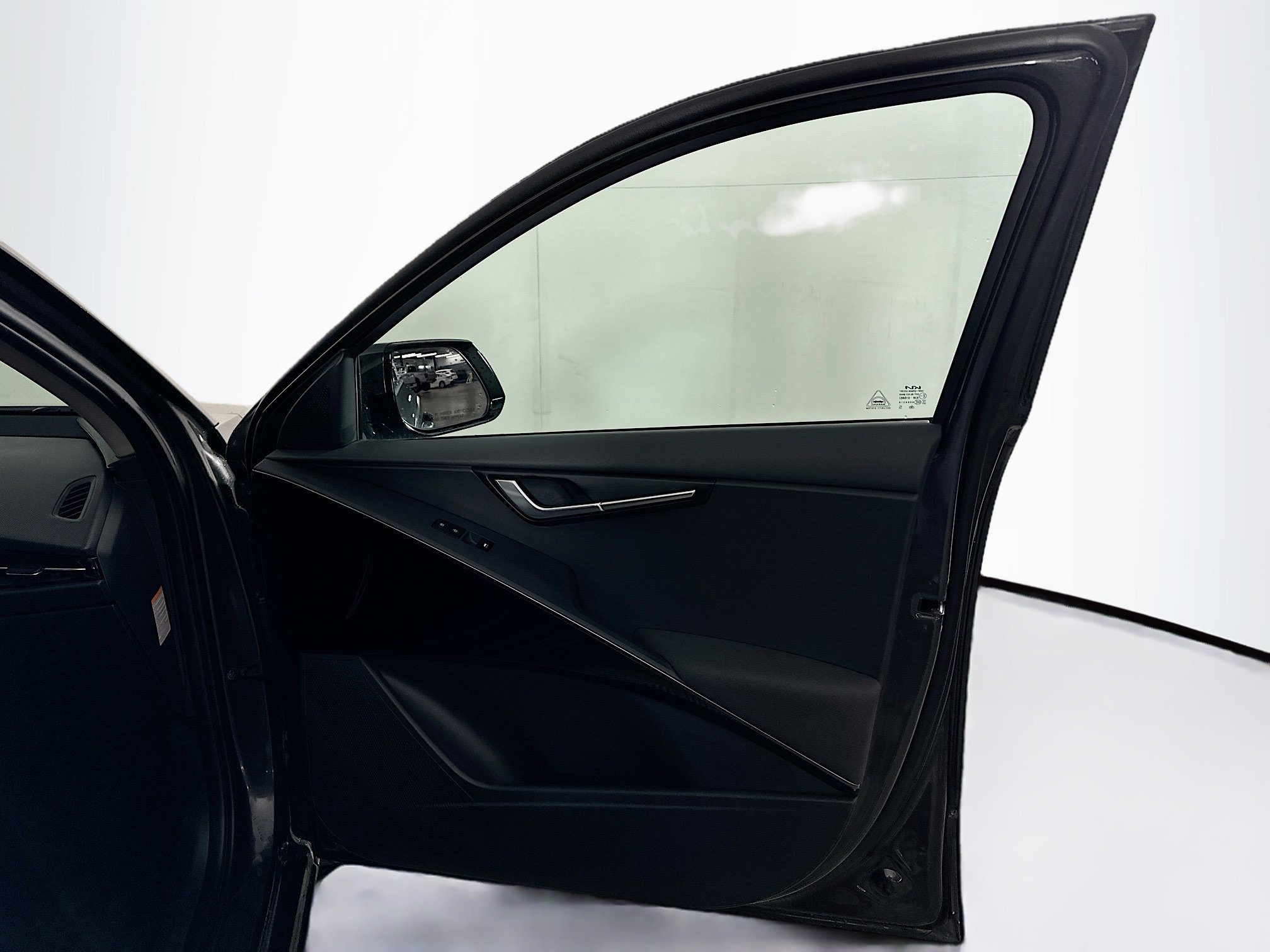 Used 2024 Kia Niro Wind image 31