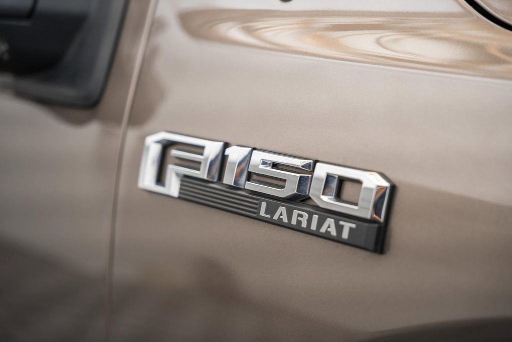 Used 2018 Ford F150 Lariat w/ Equipment Group 502A Luxury image 16