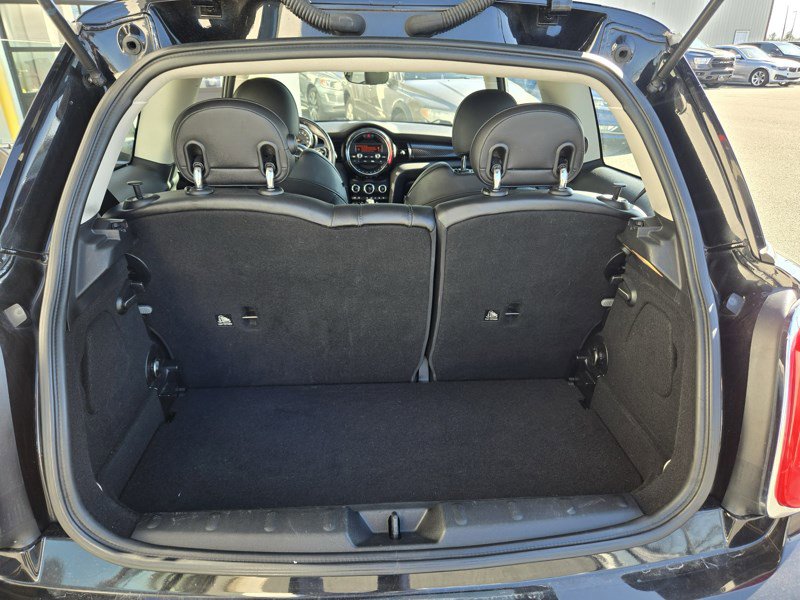 Used 2015 MINI Cooper S image 11