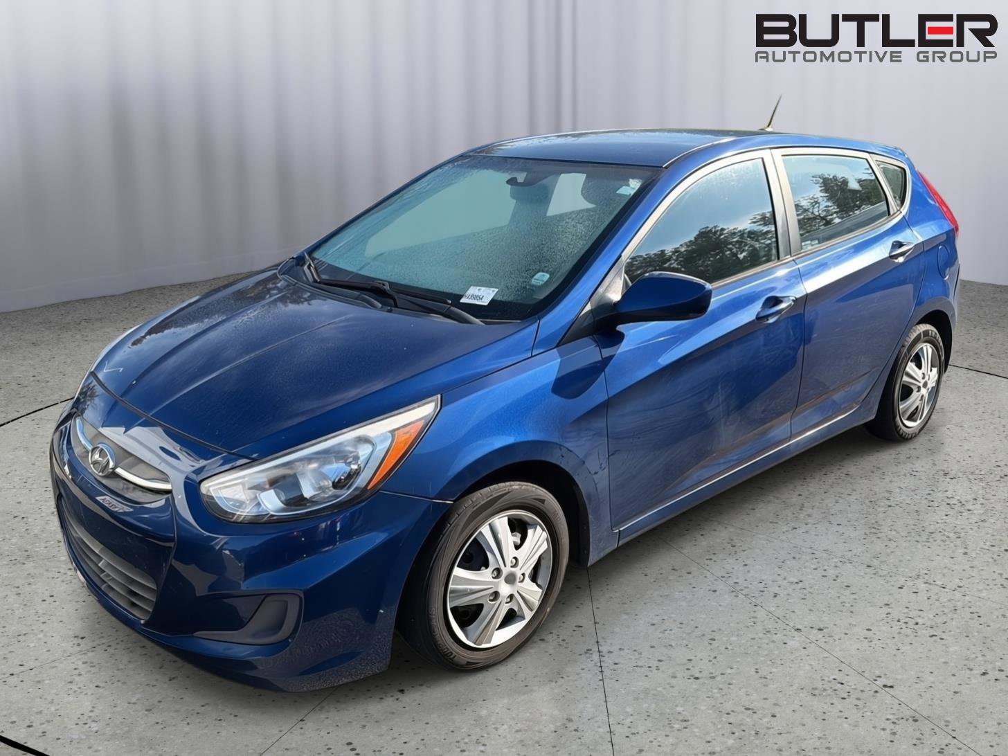 Used 2016 Hyundai Accent SE FWD image 2