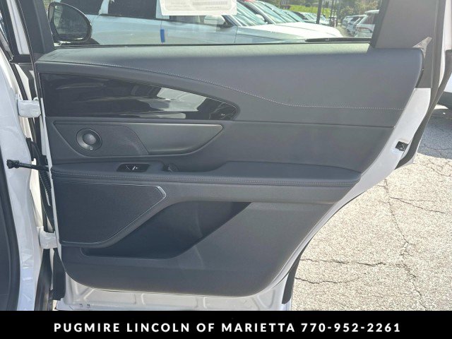 New 2025 Lincoln Nautilus Premier w/ Equipment Group 102A image 16