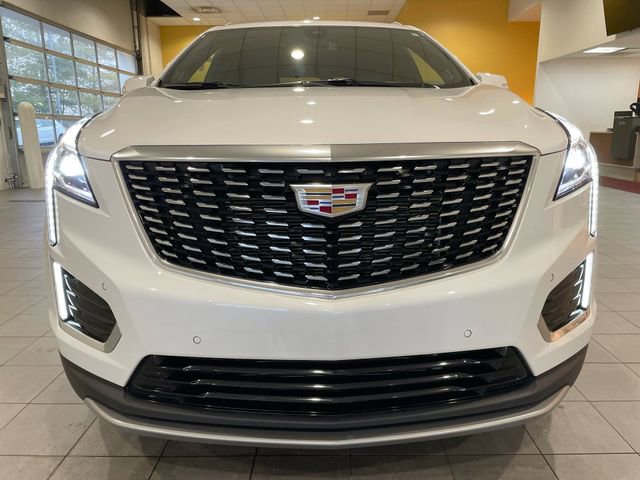 Certified 2025 Cadillac XT5 Premium Luxury image 9