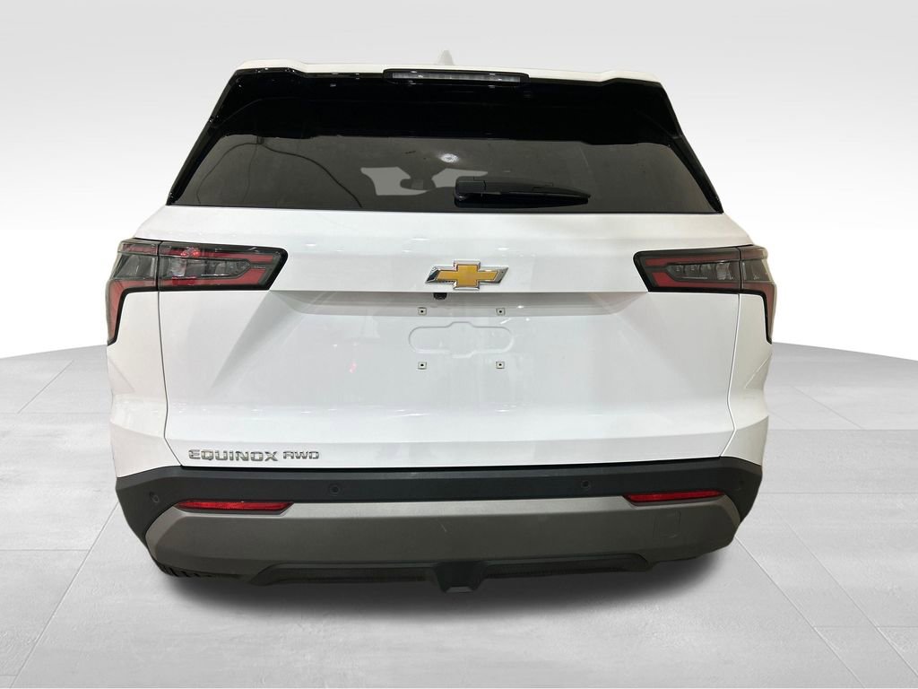 Used 2025 Chevrolet Equinox LT AWD/4WD image 4