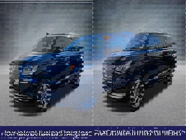 Used 2024 Lincoln Navigator L 4WD image 7