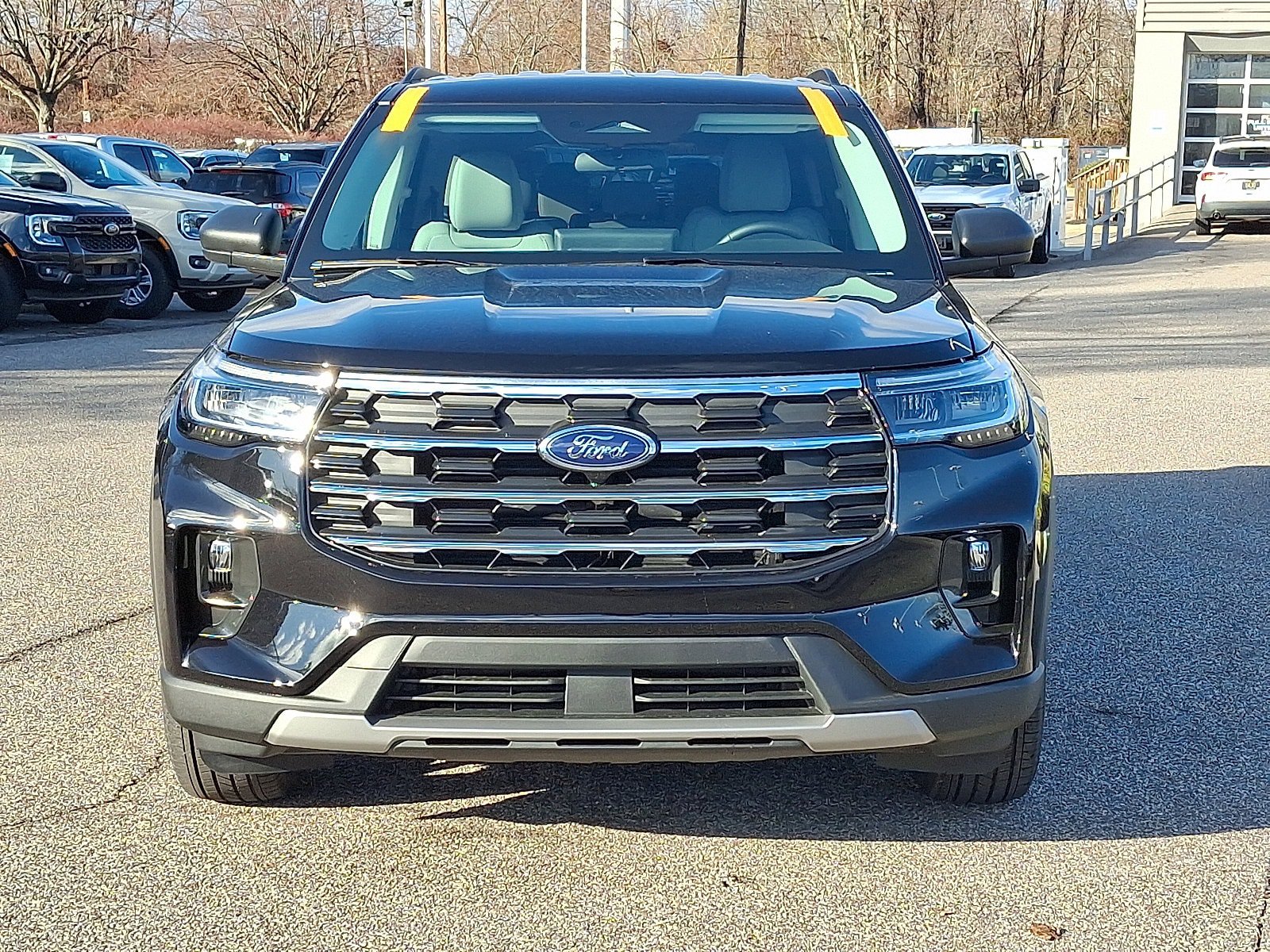 New 2026 Ford Explorer Active w/ Active Comfort Package AWD/4WD image 2