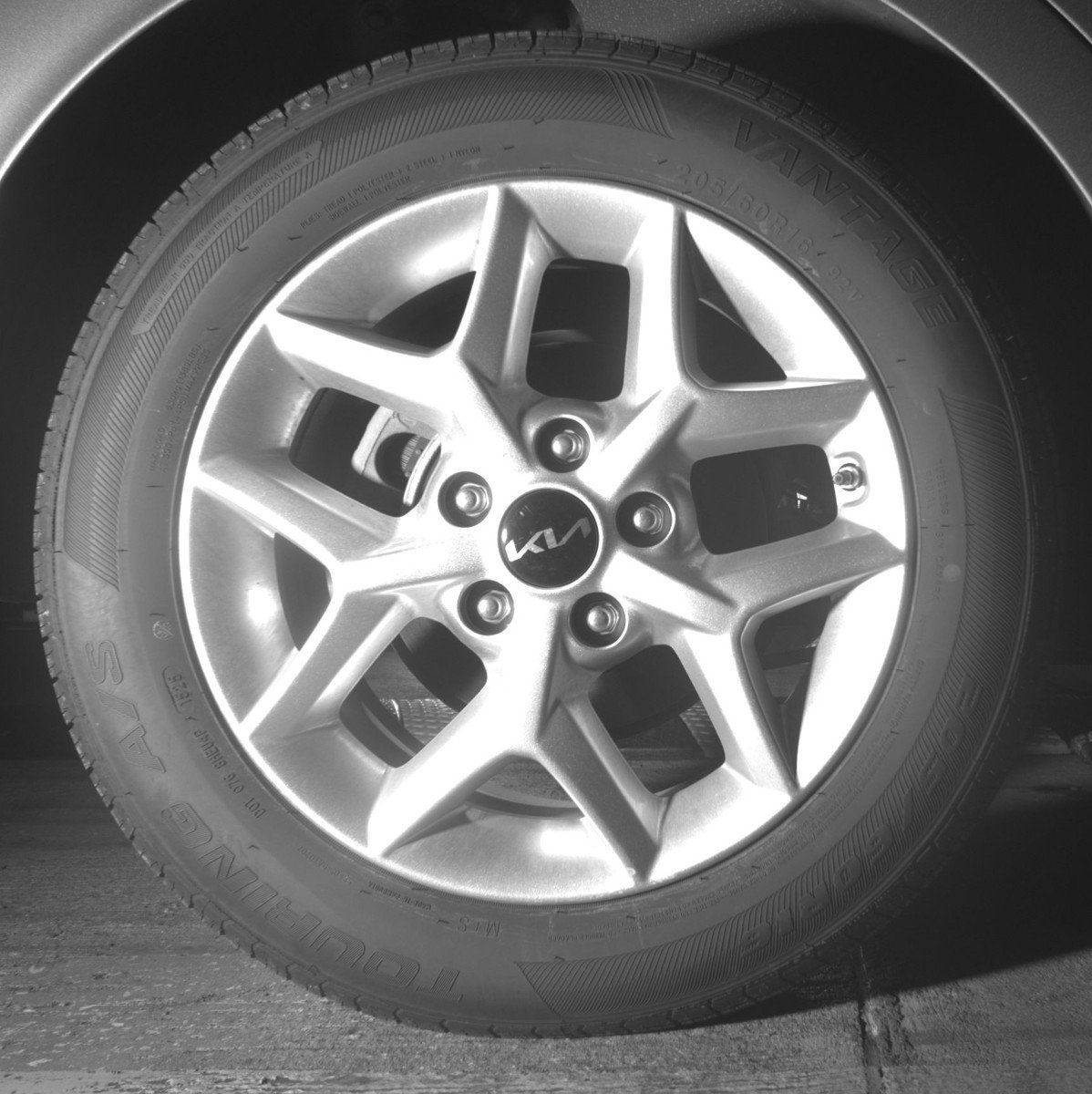 Used 2025 Kia Soul LX w/ LX Technology Package FWD image 15