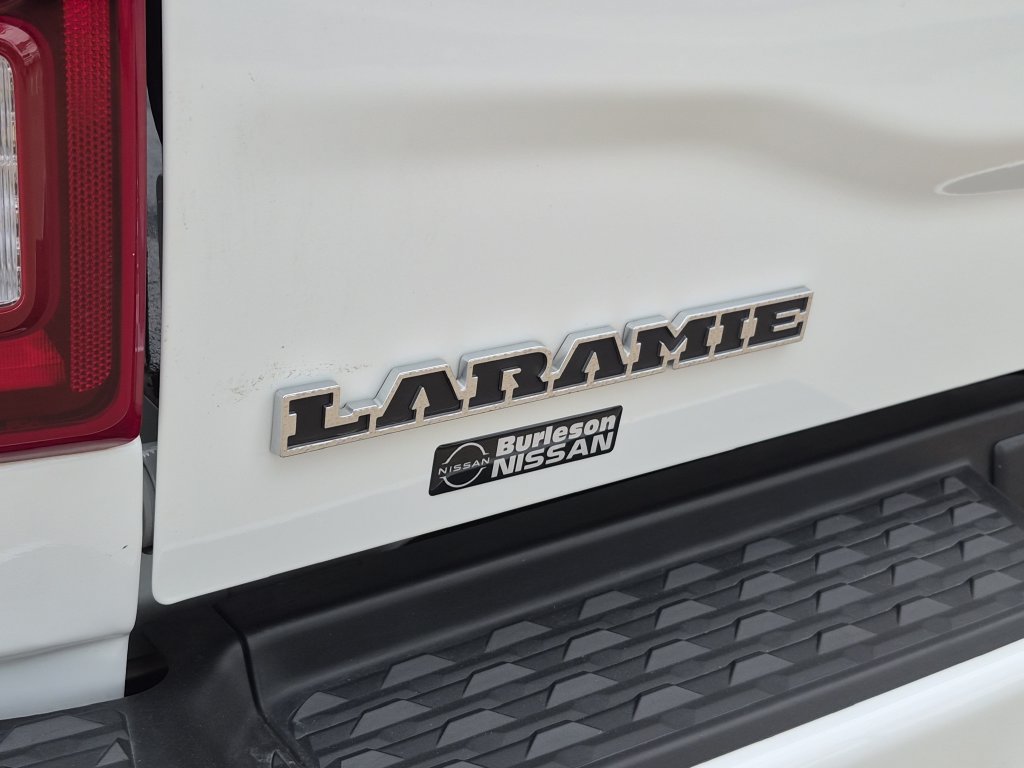 Used 2025 RAM 3500 Laramie AWD/4WD image 9