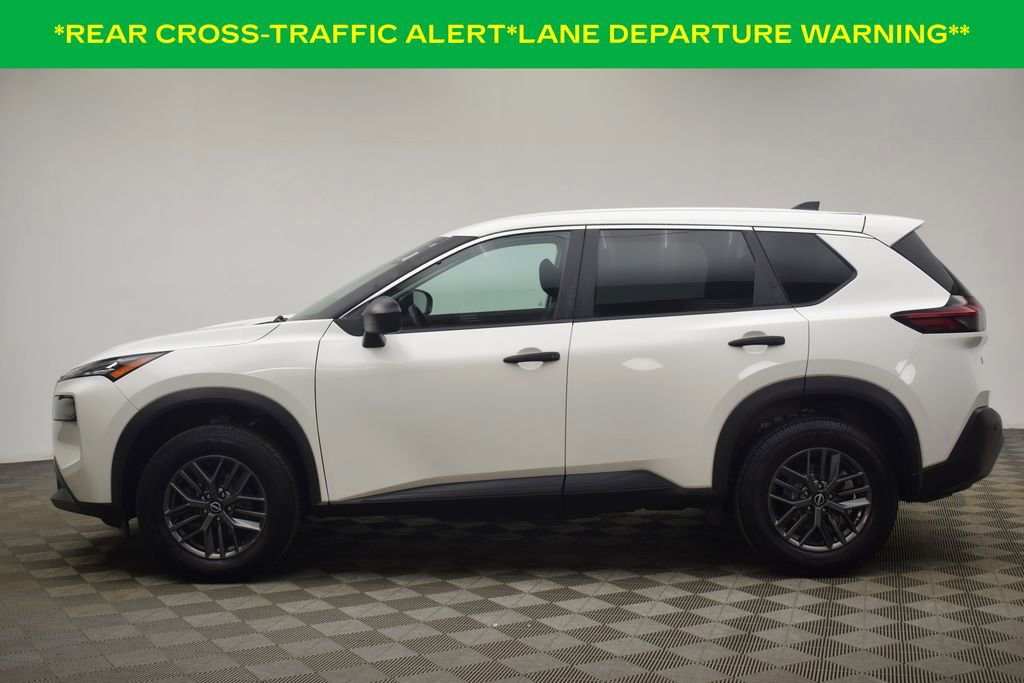 Used 2022 Nissan Rogue S image 13