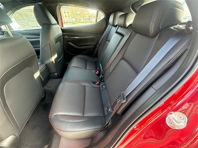 New 2026 MAZDA MAZDA3 Hatchback w/Premium Plus Pkg image 23