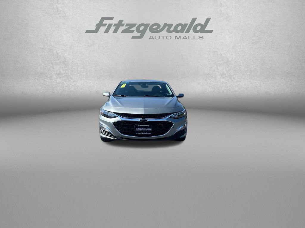 Used 2024 Chevrolet Malibu RS FWD image 2