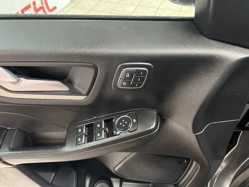 Used 2021 Ford Escape SEL w/ Technology Package AWD/4WD image 22