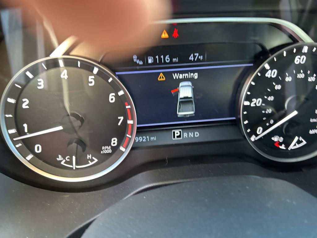 Used 2024 Nissan Titan SV w/ SV Convenience Package