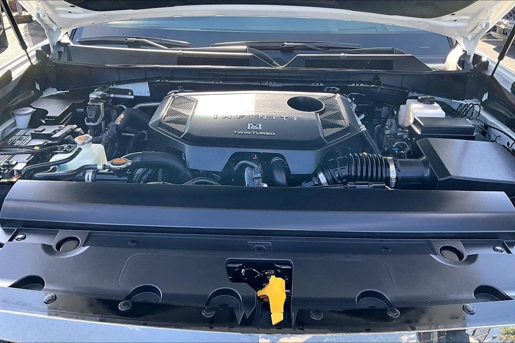 Certified 2026 INFINITI QX80 4WD w/ Sport Exterior Package image 11