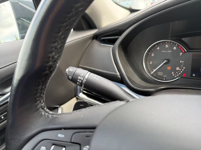 Used 2019 Cadillac XT4 Premium Luxury AWD/4WD image 17