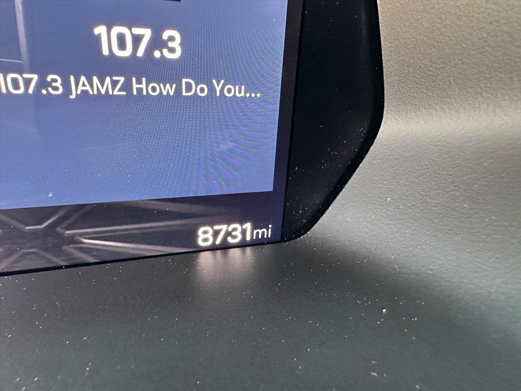 Used 2025 GMC Canyon Denali image 20