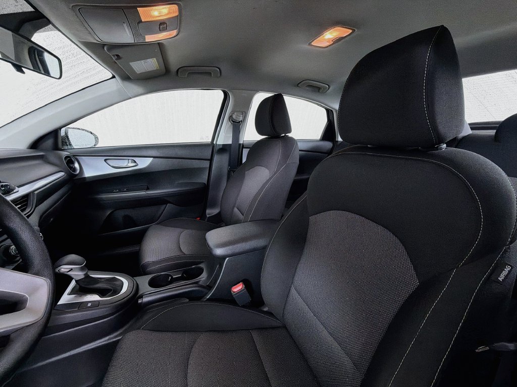Used 2023 Kia Forte LXS FWD image 19