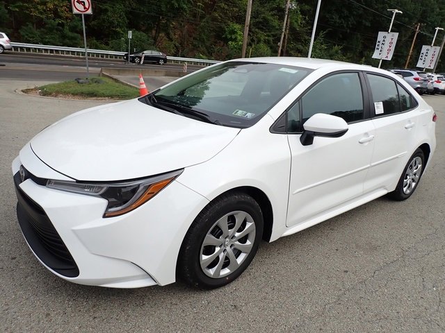 New 2026 Toyota Corolla LE image 8