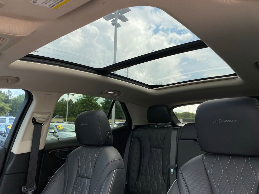 Used 2023 Buick Envision Avenir FWD image 25