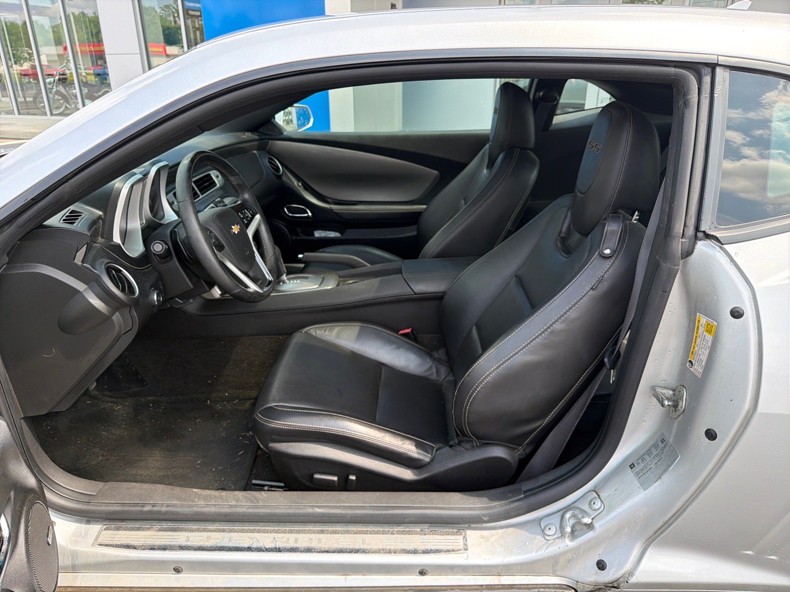 Used 2014 Chevrolet Camaro SS w/ RS Package RWD image 10