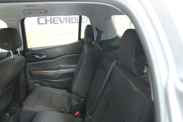 Used 2017 GMC Acadia SLE FWD image 9