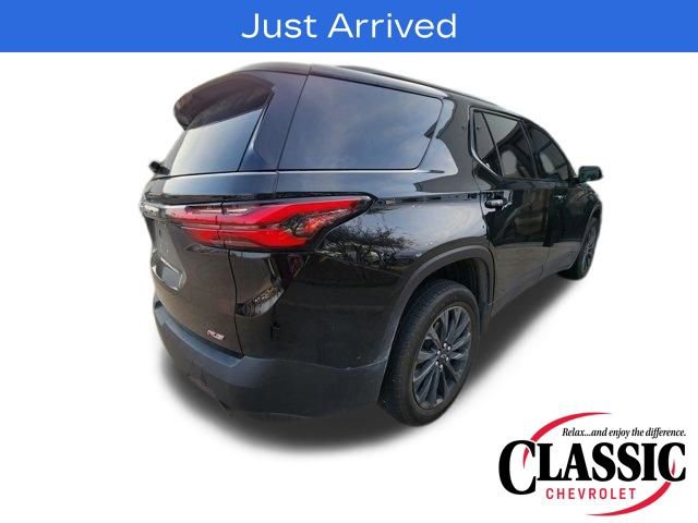 Used 2023 Chevrolet Traverse RS image 11