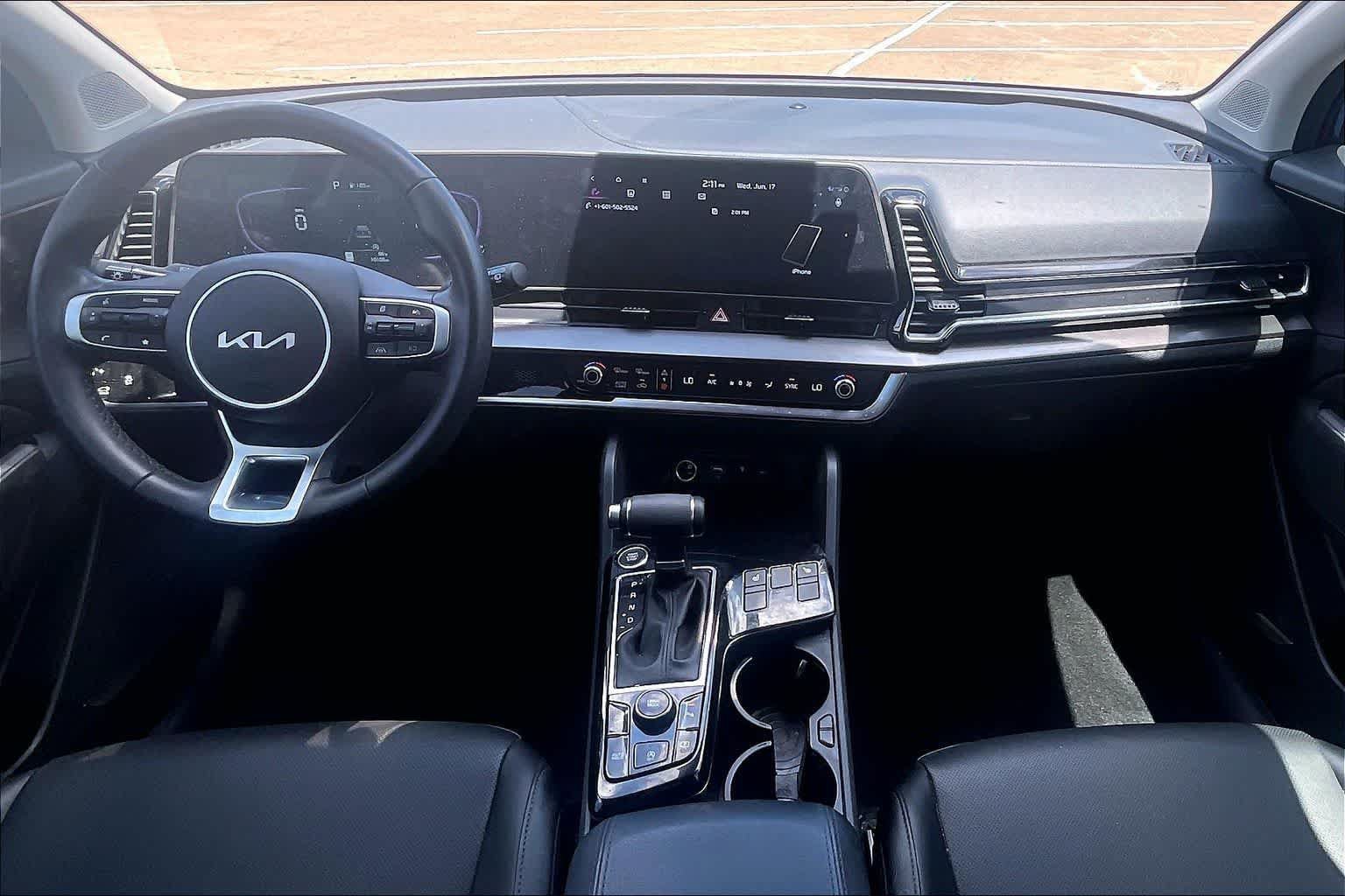 Certified 2025 Kia Sportage EX w/ Premium Package FWD image 8