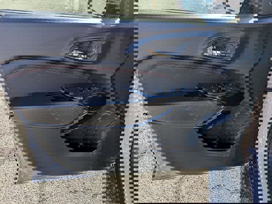 New 2026 Chevrolet Trax RS image 11